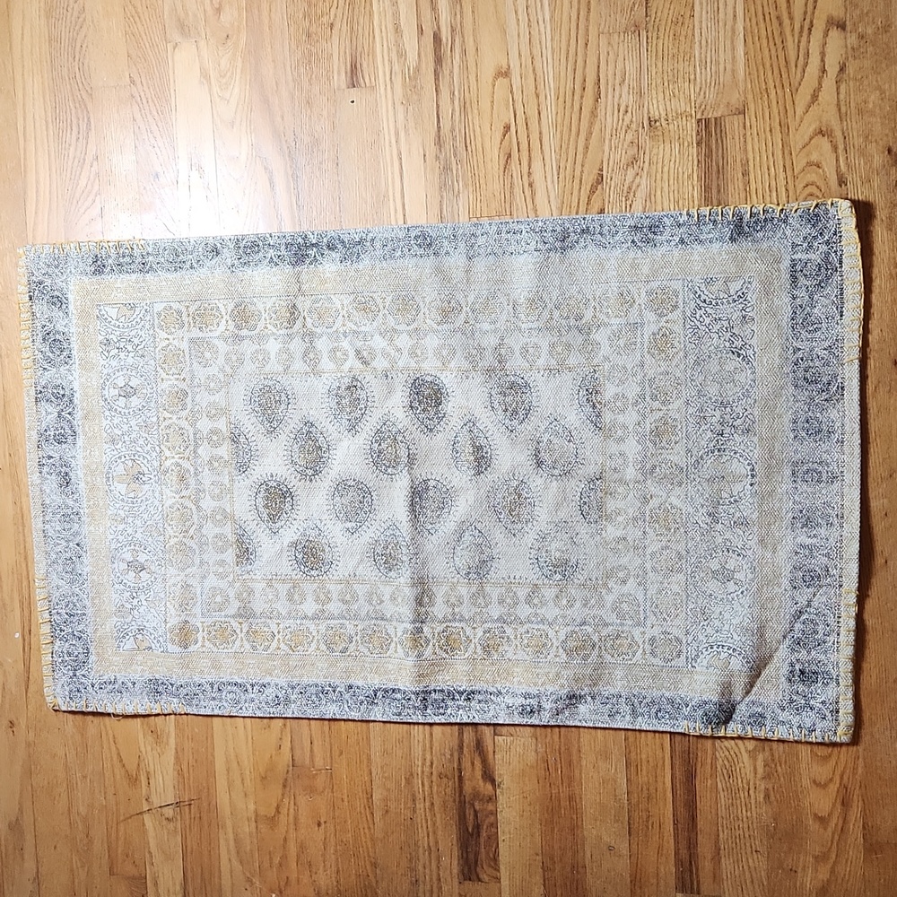 Patina Vie Neutral Ivory and Gray Patterned Area Rug - Home Accents Decor